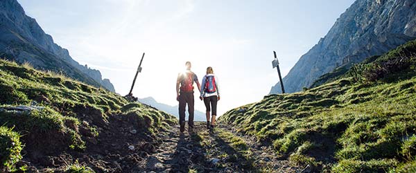 StefanElser Der Sonne entgegen Wandern